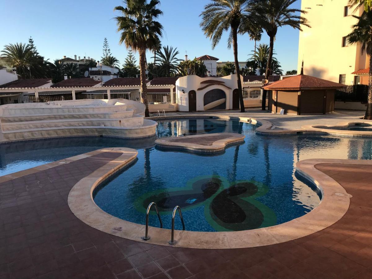Estudio En Denia Con Piscina Y Wifi Privada, A 100 M Del Mar Exterior foto